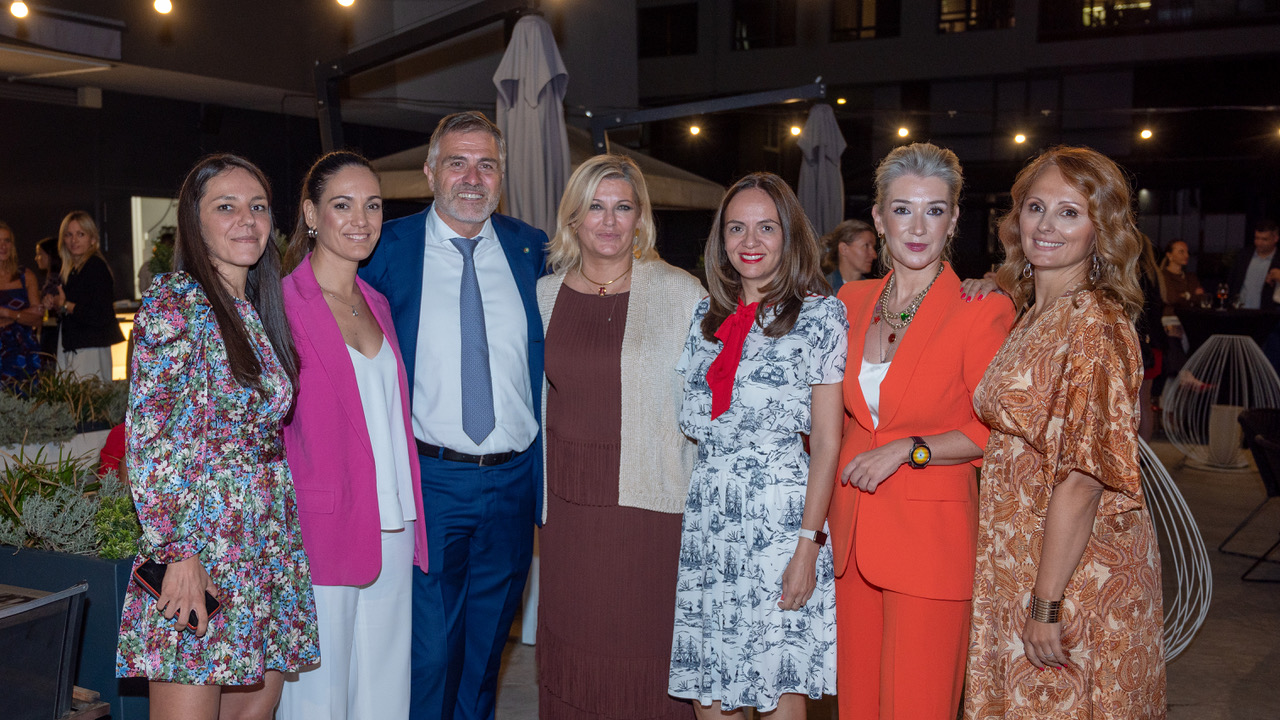 Welcome back coctail party 185 3